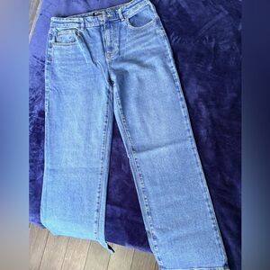 Buffalo David Bitton Straight Leg ‘Della’ Jeans